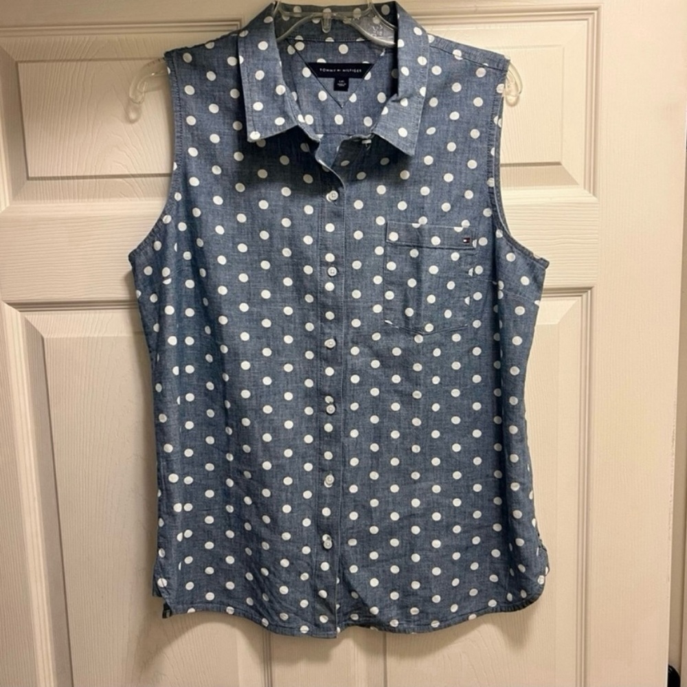 Tommy Hilfiger Blue Chambray Polka Dot Sleeveless Button-Down